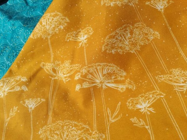tissu bio popeline imprimé bordure ombelles jaune moutarde Mars-ELLE coton biologique