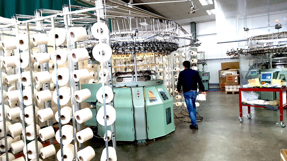 Machine à repasser et à plier automatique pour vêtements haute efficacité -  Chine Machine à repasser en lave-vaisselle, machine à repasser textile